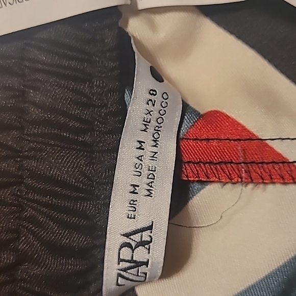 Zara Geometric Satin Wide Leg Pants, Med - Picture 7 of 9